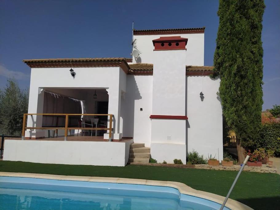 Agradable Casa Con Piscina En La Serrania. 阿里亚特 外观 照片